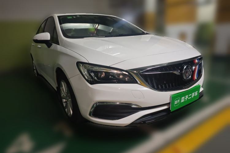 Used Buick Verano 2019 Sedan 15S Automatic Leading Model Front Right 45 Deg