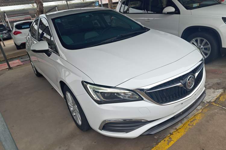 Used Buick Verano 2019 Sedan 15S Automatic Leading Model Front Right 45 Deg