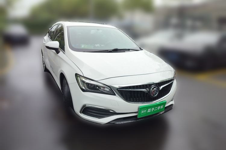 Used Buick Verano 2019 Sedan 20T Dual-Clutch Leading Model Front Right 45 Deg