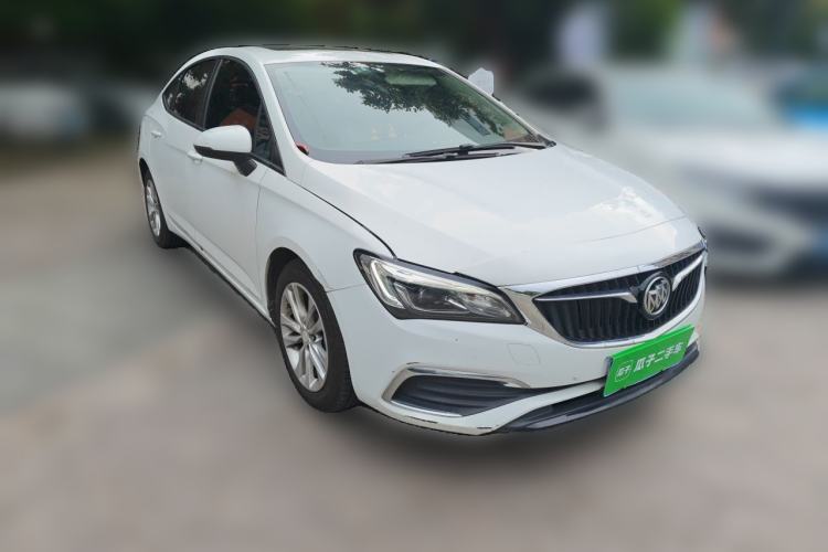 Used Buick Verano 2019 Sedan 20T Dual-Clutch Leading Model Front Right 45 Deg