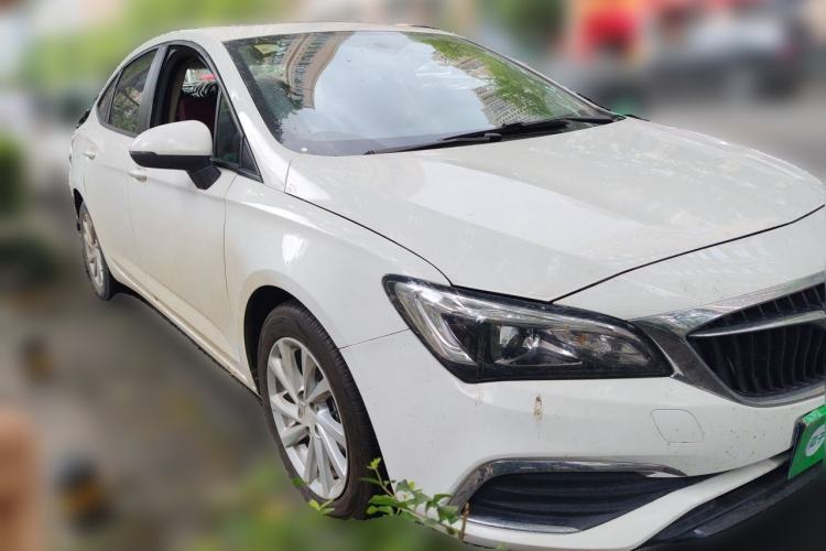 Used Buick Verano 2019 Sedan 15S Automatic Entry Model Front Right 45 Deg