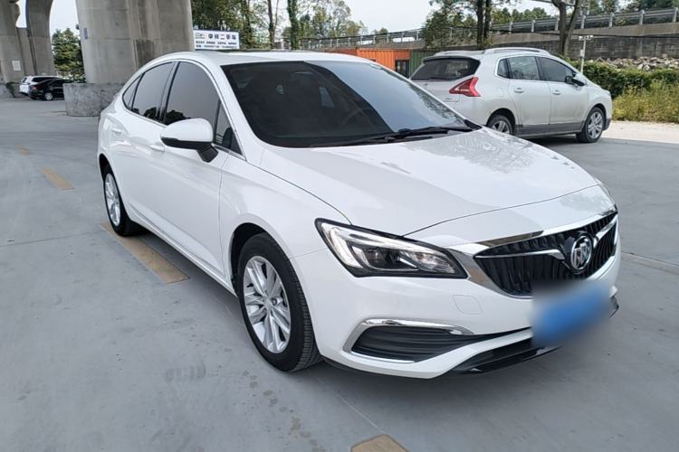 Used Buick Verano 2019 Sedan 20T Dual-Clutch Elite Model Front Right 45 Deg