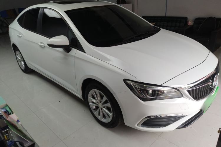Used Buick Verano 2019 Sedan 20T Dual-Clutch Leading Model Front Right 45 Deg