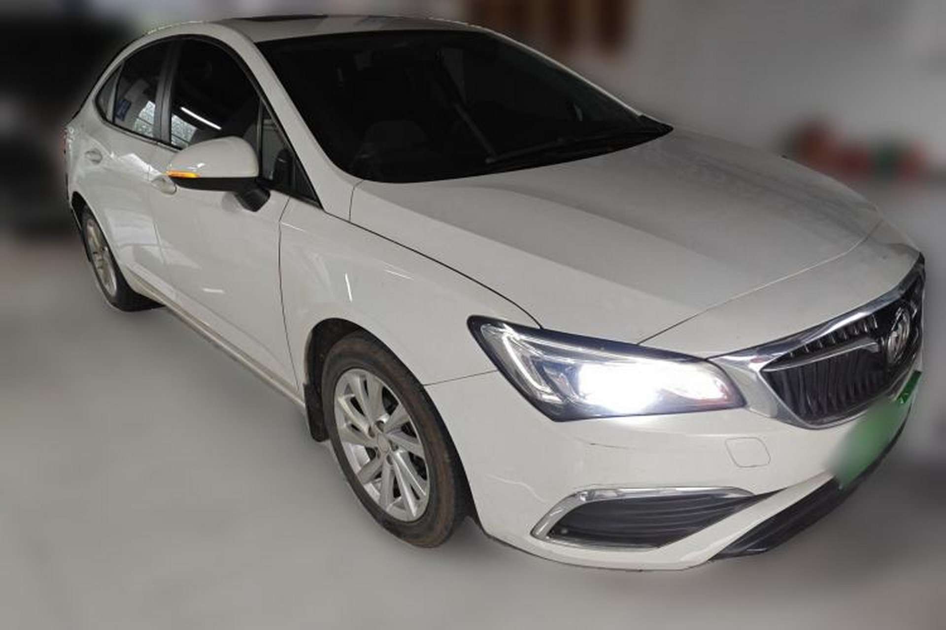 Used Buick Verano 2019 Sedan 15S Automatic Leading Model Front Right 45 Deg
