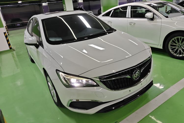Used Buick Verano 2019 Sedan 15S Automatic Leading Model Front Right 45 Deg