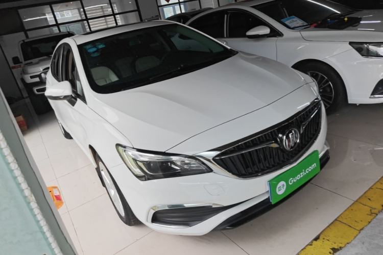 Used Buick Verano 2019 Sedan 15S Automatic Leading Model Front Right 45 Deg