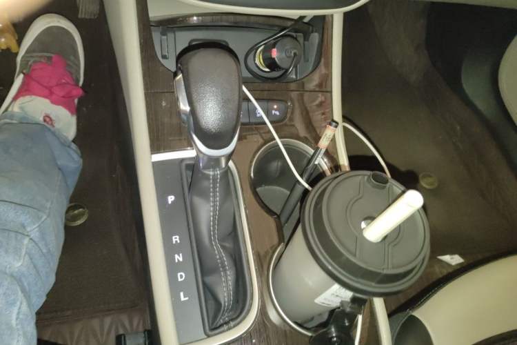 Used Buick Verano 2019 Sedan 15S Automatic Leading Model Gear Lever