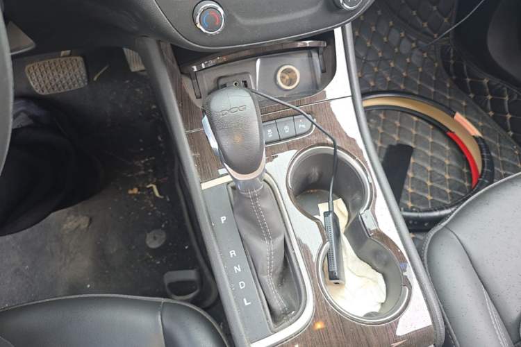 Used Buick Verano 2019 Sedan 20T Dual-Clutch Leading Model Gear Lever