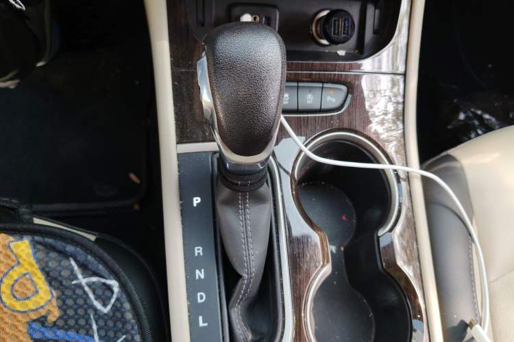 Used Buick Verano 2019 Sedan 15S Automatic Leading Model Gear Lever