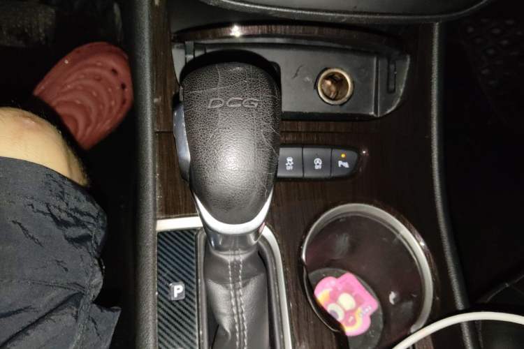 Used Buick Verano 2019 Sedan 20T Dual-Clutch Leading Model Gear Lever