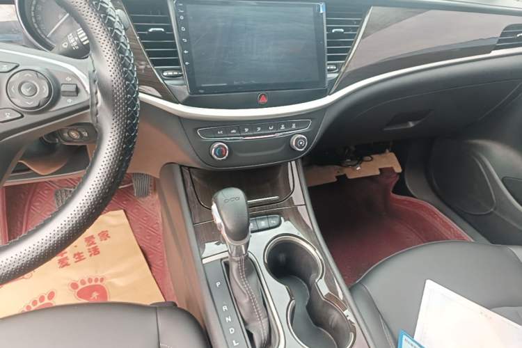 Used Buick Verano 2019 Sedan 20T Dual-Clutch Leading Model Gear Lever