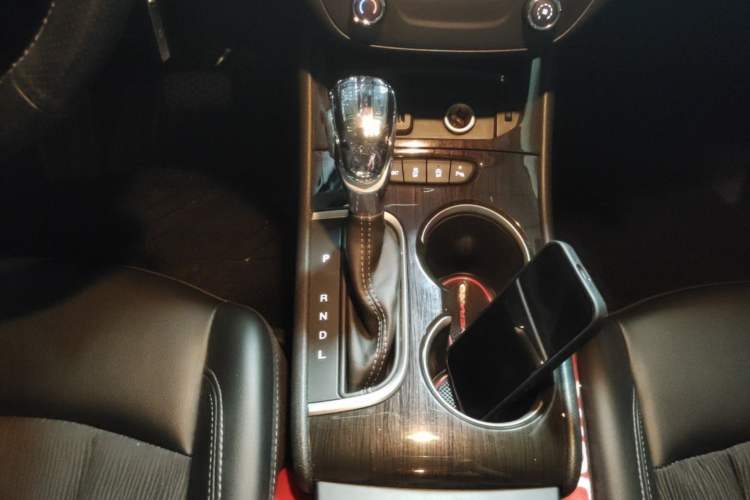 Used Buick Verano 2019 Sedan 20T Dual-Clutch Leading Model Gear Lever