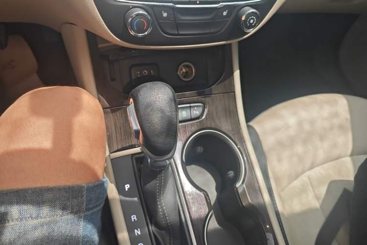 Used Buick Verano 2019 Sedan 15S Automatic Leading Model Gear Lever