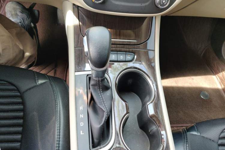 Used Buick Verano 2019 Sedan 15S Automatic Entry Model Gear Lever