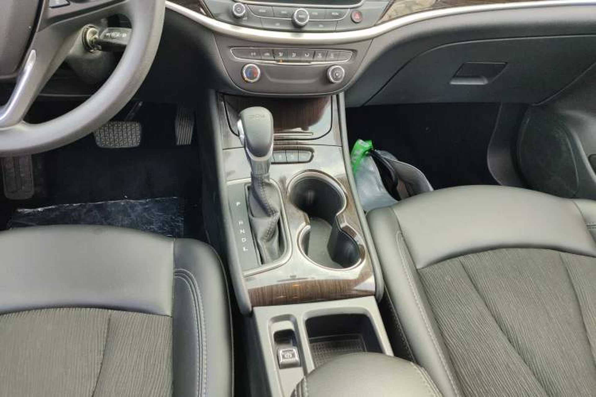 Used Buick Verano 2019 Sedan 20T Dual-Clutch Leading Model Gear Lever