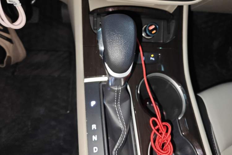 Used Buick Verano 2019 Sedan 15S Automatic Leading Model Gear Lever