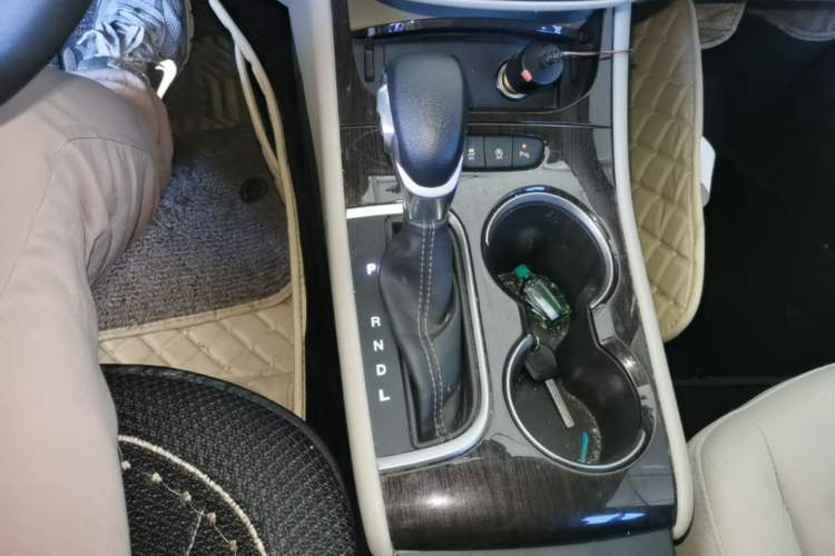 Used Buick Verano 2019 Sedan 15S Automatic Entry Model Gear Lever
