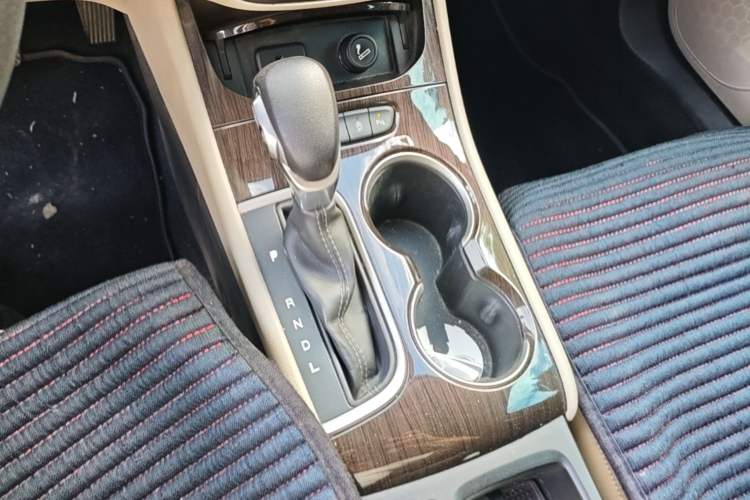 Used Buick Verano 2019 Sedan 15S Automatic Entry Model Gear Lever