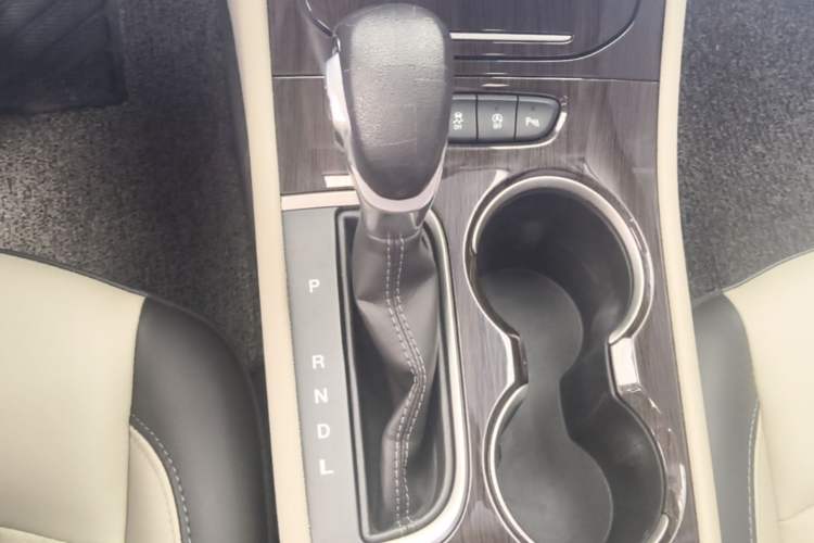 Used Buick Verano 2019 Sedan 15S Automatic Leading Model Gear Lever