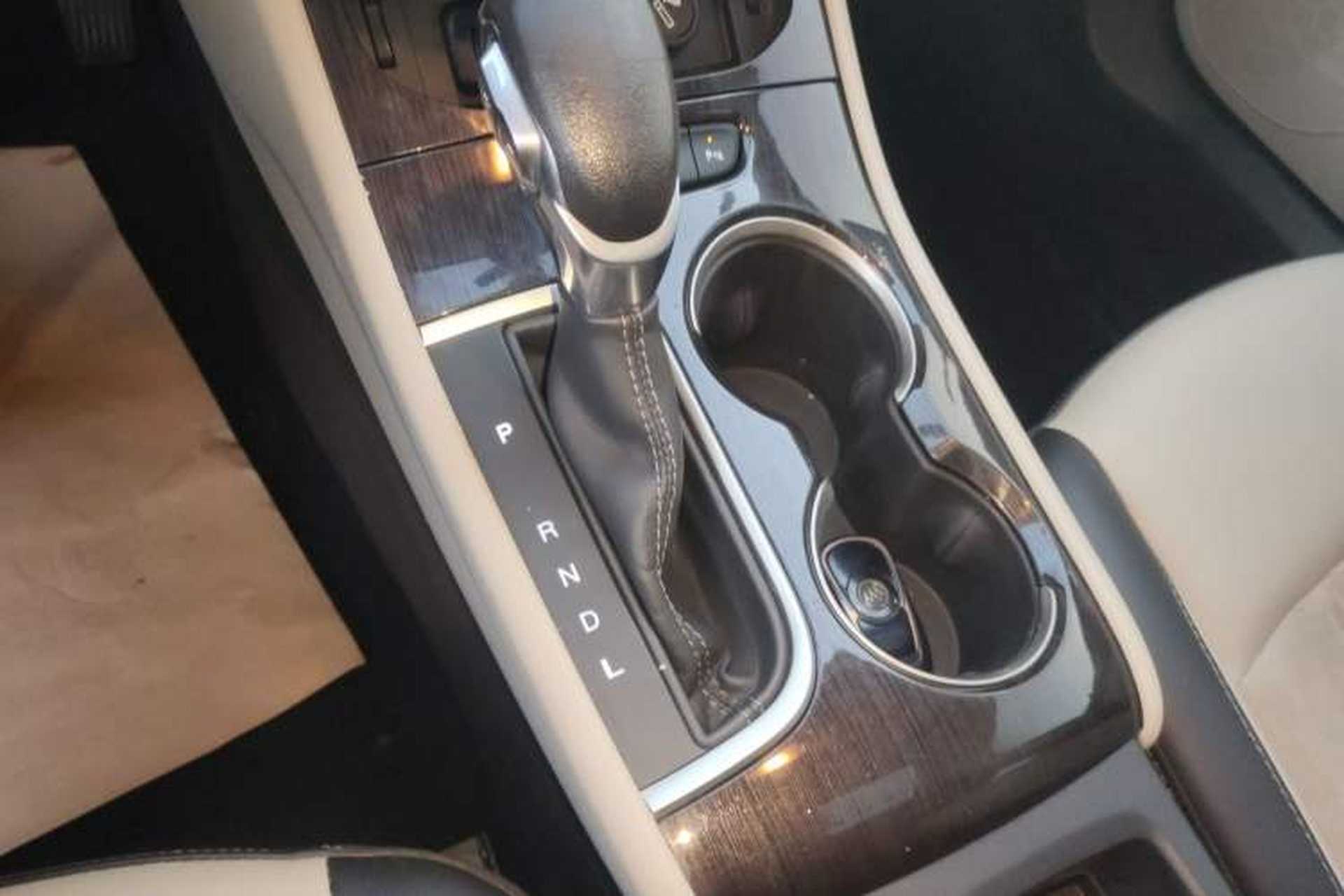Used Buick Verano 2019 Sedan 15S Automatic Leading Model Gear Lever