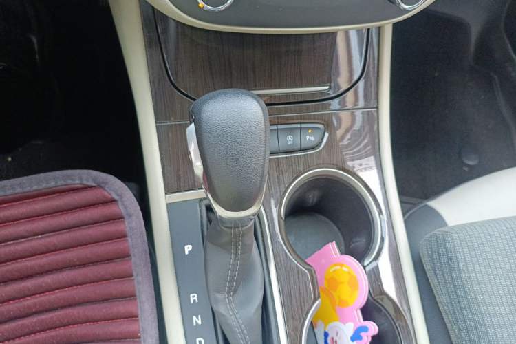 Used Buick Verano 2019 Sedan 15S Automatic Entry Model Gear Lever