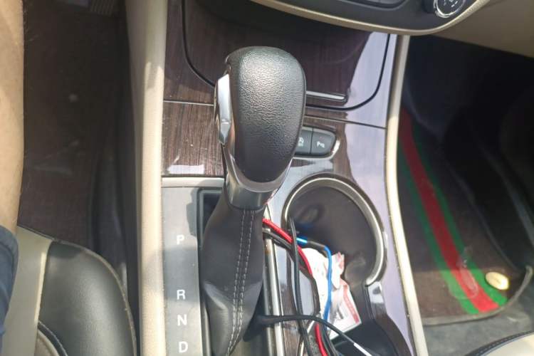 Used Buick Verano 2019 Sedan 15S Automatic Leading Model Gear Lever