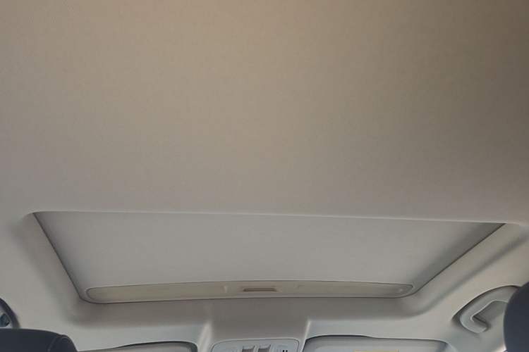 Used Buick Verano 2019 Sedan 20T Dual-Clutch Leading Model Headliner