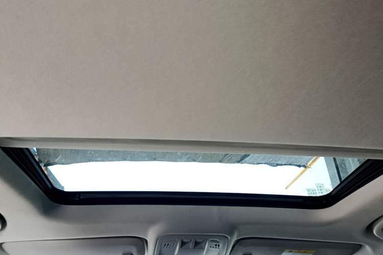 Used Buick Verano 2019 Hatchback 15S Automatic Ambition Model Headliner