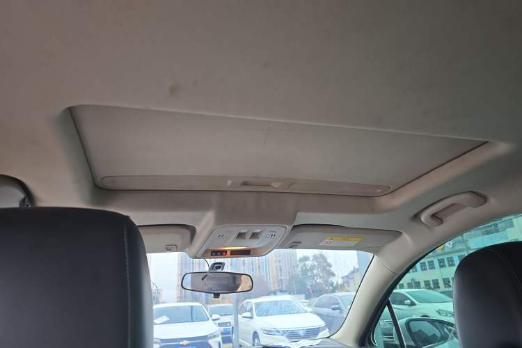 Used Buick Verano 2019 Sedan 20T Dual-Clutch Leading Model Headliner