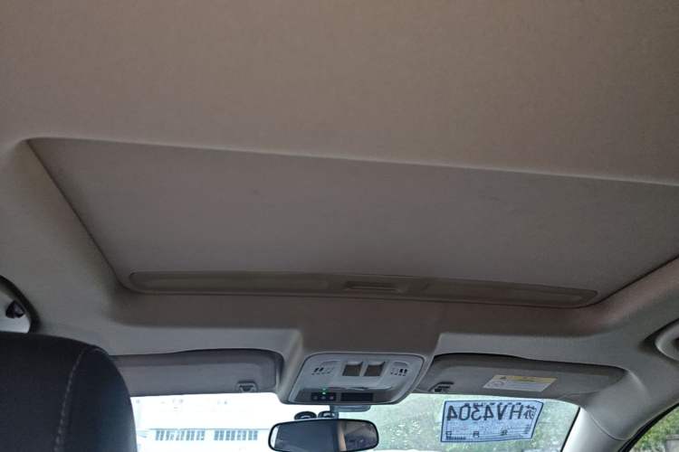 Used Buick Verano 2019 Sedan 20T Dual-Clutch Leading Model Headliner