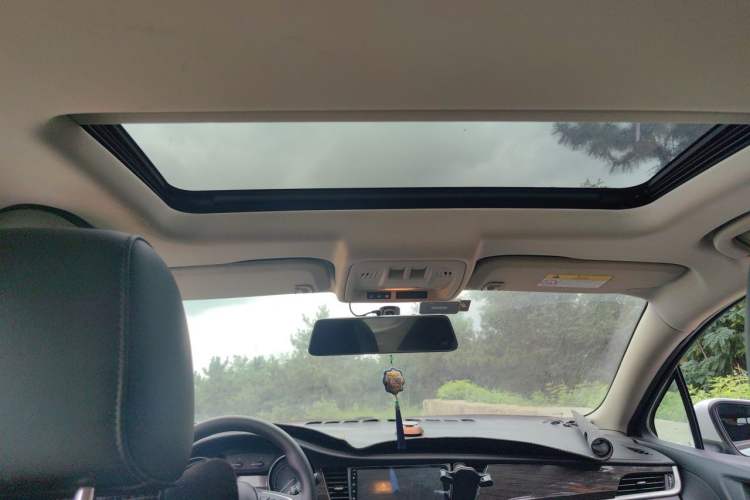 Used Buick Verano 2019 Sedan 20T Dual-Clutch Leading Model Headliner