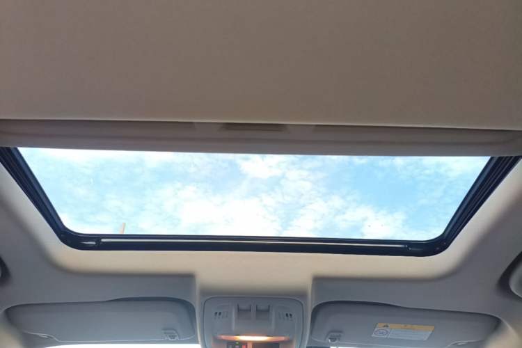 Used Buick Verano 2019 Sedan 20T Dual-Clutch Elite Model Headliner
