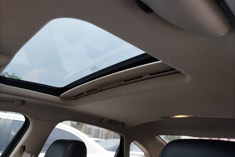Used Buick Verano 2019 Sedan 15S Automatic Entry Model Headliner