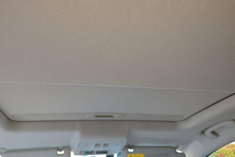 Used Buick Verano 2019 Sedan 20T Dual-Clutch Leading Model Headliner