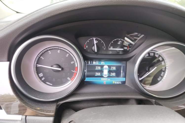 Used Buick Verano 2019 Sedan 20T Dual-Clutch Leading Model Instrument Cluster