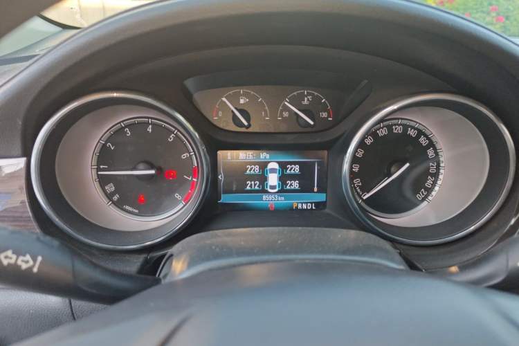 Used Buick Verano 2019 Sedan 20T Dual-Clutch Leading Model Instrument Cluster