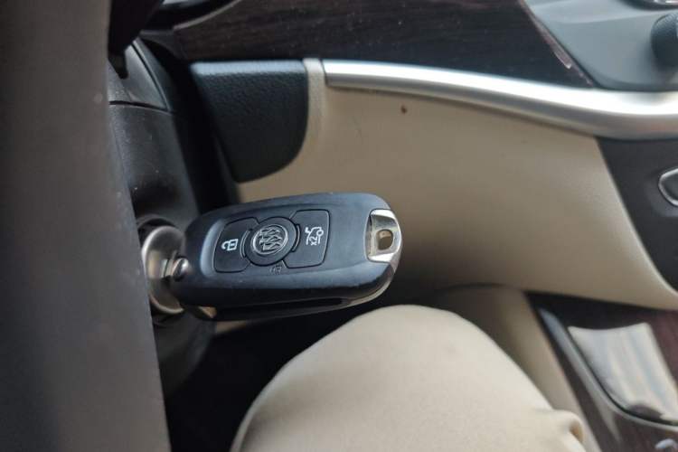 Used Buick Verano 2019 Sedan 15S Automatic Leading Model Interior 1