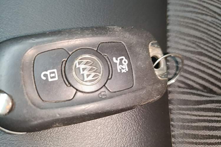 Used Buick Verano 2019 Sedan 20T Dual-Clutch Leading Model Interior 1