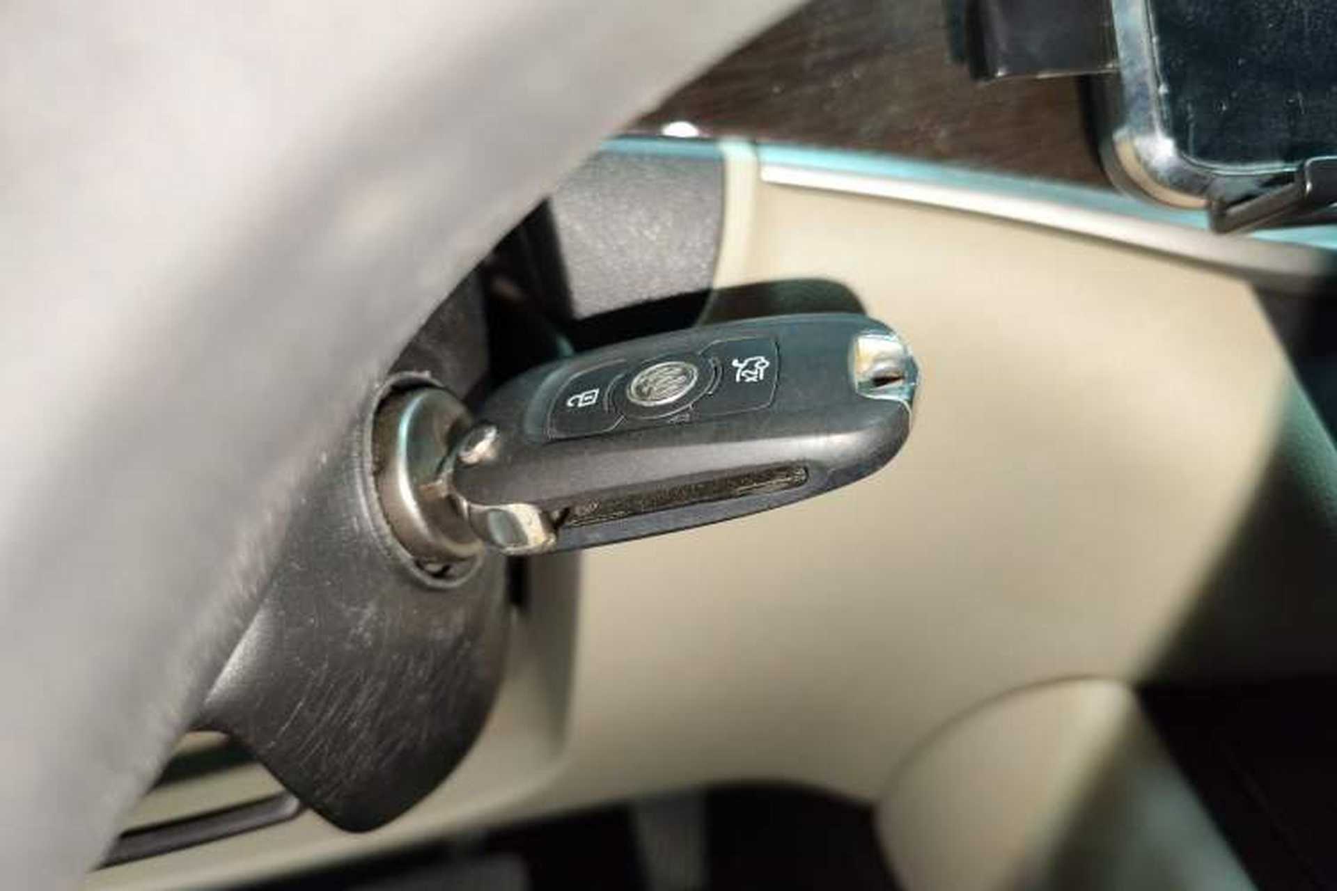 Used Buick Verano 2019 Sedan 15S Automatic Leading Model Interior 1