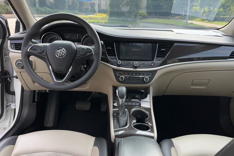 Used Buick Verano 2019 Sedan 15S Automatic Leading Model Interior 1