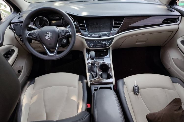 Used Buick Verano 2019 Sedan 15S Automatic Leading Model Interior 2