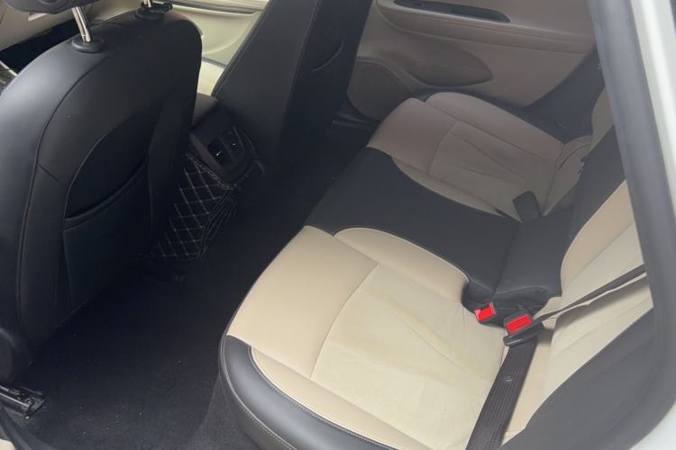 Used Buick Verano 2019 Sedan 15S Automatic Leading Model Interior 2