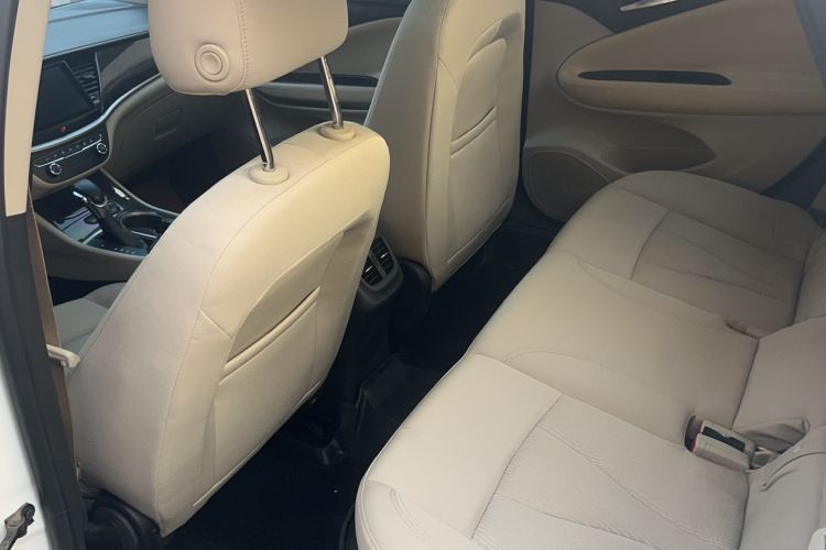 Used Buick Verano 2019 Sedan 15S Automatic Entry Model Interior 3