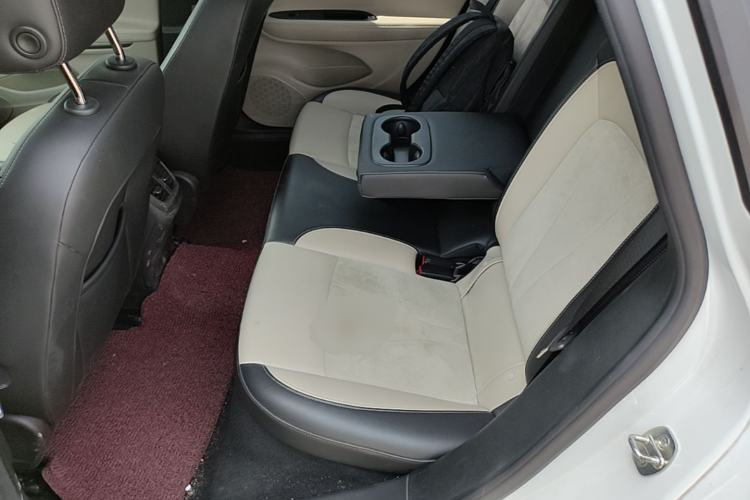 Used Buick Verano 2019 Sedan 15S Automatic Leading Model Interior 4