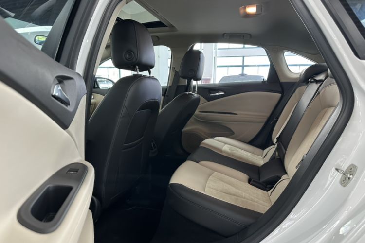 Used Buick Verano 2019 Sedan 15S Automatic Leading Model Interior 7