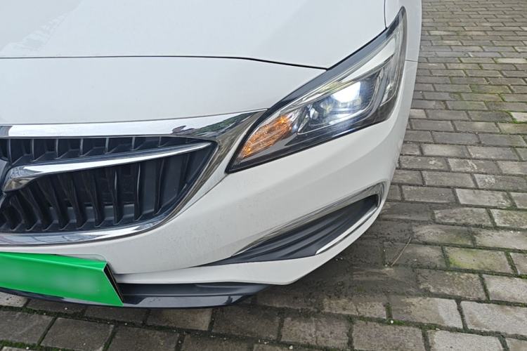 Used Buick Verano 2019 Sedan 15S Automatic Leading Model Left Front Headlight