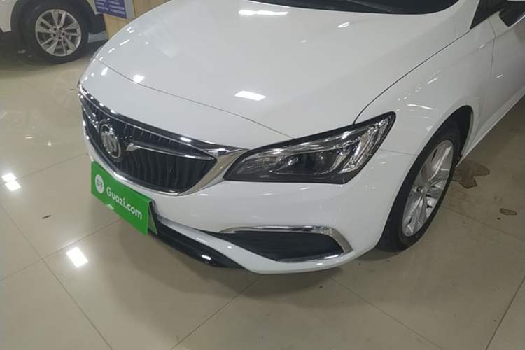 Used Buick Verano 2019 Sedan 20T Dual-Clutch Leading Model Left Front Headlight