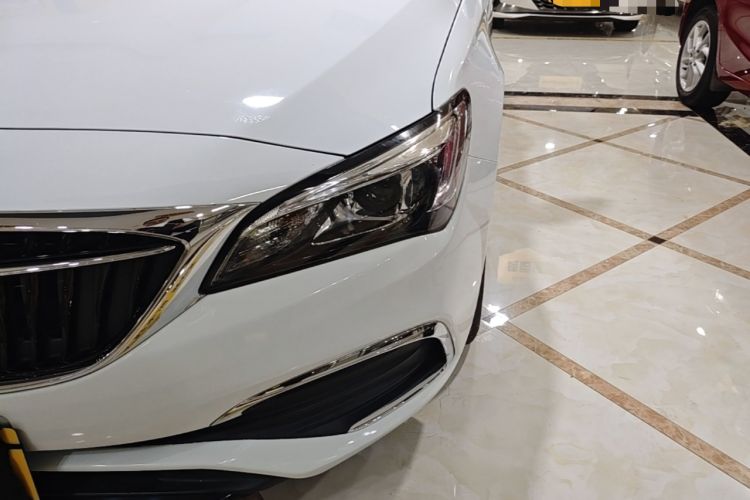 Used Buick Verano 2019 Sedan 15S Automatic Entry Model Left Front Headlight