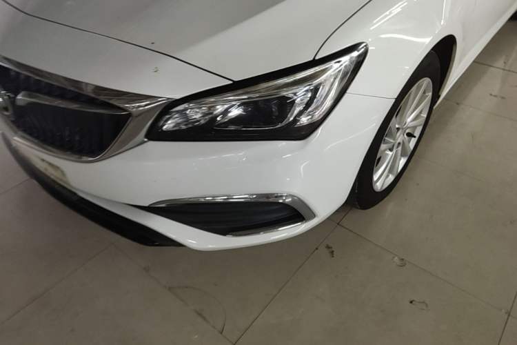 Used Buick Verano 2019 Sedan 15S Automatic Leading Model Left Front Headlight