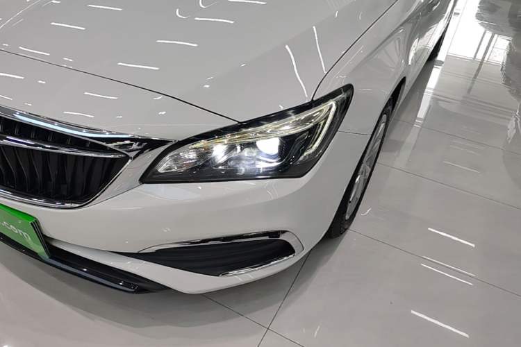 Used Buick Verano 2019 Sedan 15S Automatic Leading Model Left Front Headlight